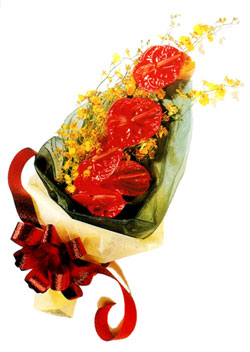 özel 5 adet antorium buketi   Ankara çiçek gönderme sitemiz güvenlidir 