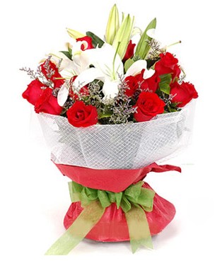  Ankara hediye çiçek yolla  1 dal kazablanka 11 adet kırmızı gül buketi